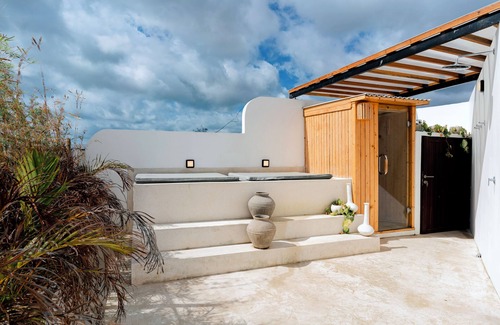 Pecatu Apartment | Cozy Wellness Villa- Sauna & Pools, 3 Min to Beach