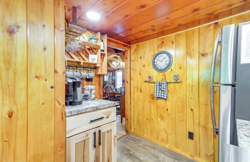 St Germain Cabin | Cozy Wisconsin Getaway w/Dock & Lake Access!