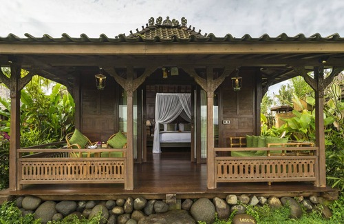 Singakerta Resort | *Cozy Wooden Suite with beautiful view