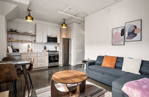 Warehouse District Apartment | CozySuites NLG - Modern 1BR condo #30