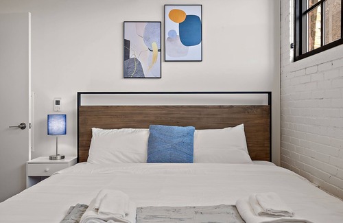 Warehouse District Apartment | CozySuites NLG - Modern 2BR condo #13