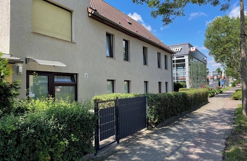 Ortslage Trotha Apartment | Craftsman apartment "Daniel" in Halle with parking space