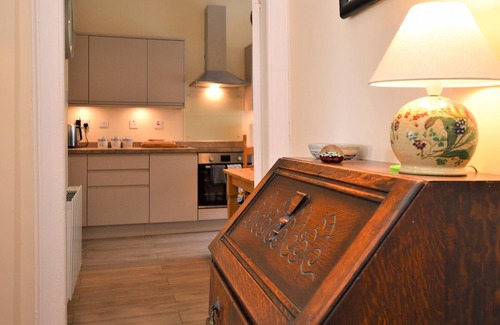 Strone Apartment | Craigard View - waterfront apartment, sea views
