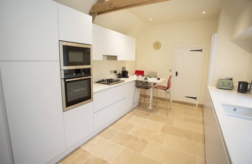 Bourton-on-the-Water Cottage | Craigmoor Cottage, enchanting, tranquil & central in Bourton-on-the-Water