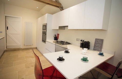 Bourton-on-the-Water Cottage | Craigmoor Cottage, enchanting, tranquil & central in Bourton-on-the-Water
