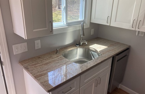 West Hyannisport Cottage | Craigsville beach cottage located .4 walking distance to the Beach!