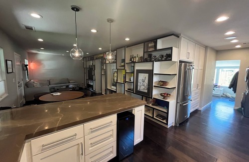 Modesto House | Creative Sanctuary in best neighborhood in Modesto