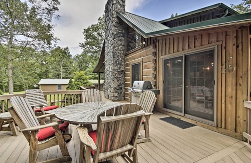 Berkeley Springs Cabin | Creekside Berkeley Springs Cabin on 35 Acres!