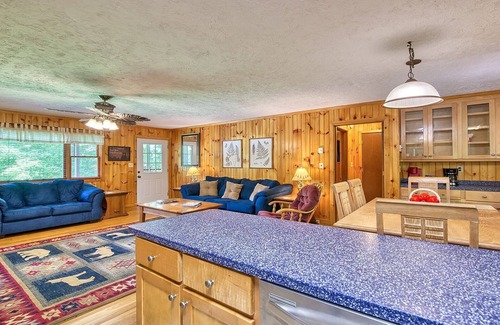 Maggie Valley Cabin | Creekside Cabin|Indoor Pool+Hot Tub|Walk to Dining