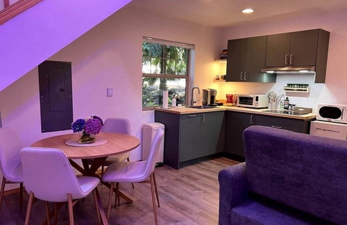 Beaverton House | Creekside Designer Loft