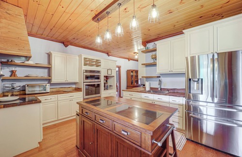 Todd House | Creekside Gazebo + Mtn Views: Spacious Todd Home!