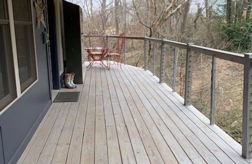 Asheville House | Creekside home in West Asheville in fantastic walkable area!
