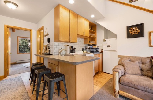 Fall River Estates Condo | Creekside Suite 19 (NO HT)