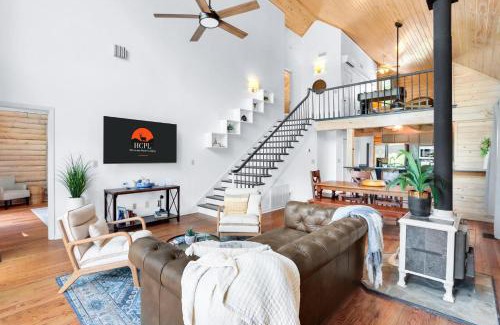 Wimberley House | Creekside Vista Escape - Lodge