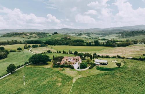 Torre A Castello Apartment | Crete Senesi Charming Apartments with Private Parking!