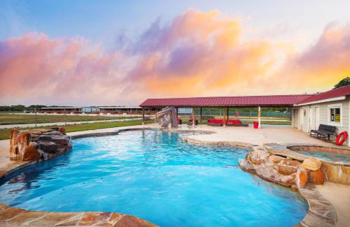 Rio Frio Cabin | Crider's On The Frio
