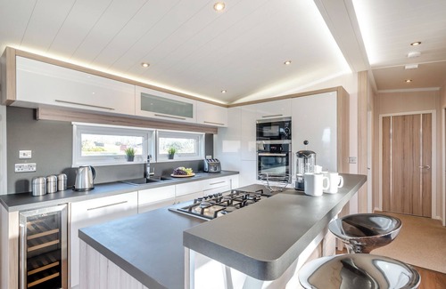 Dumfries Ski Chalet | Criffel Hilltop Lodge