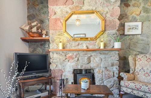 Cawsand Cottage | Criterion Cottage - sleeps 4 guests in 2 bedrooms