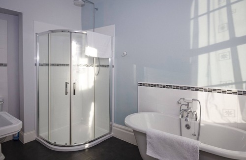 Torquay City Centre Hotel | Crofton House Hotel