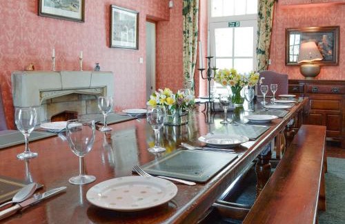 Llandrillo House | Crogen Coach House - Oqr