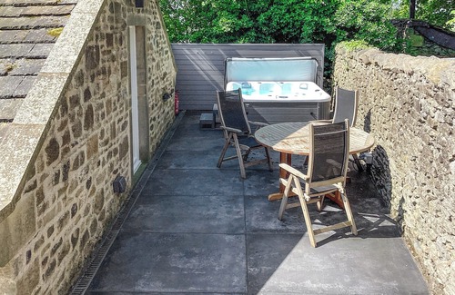Long Preston Cottage | Cromwell house is truly in a perfect location and guarantees the perfect staycation.