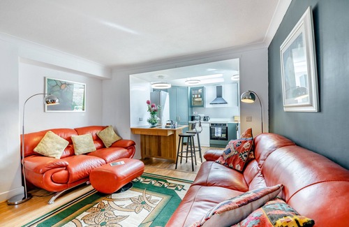 Eyemouth House | Crossview - Two Bedroom House, Sleeps 4
