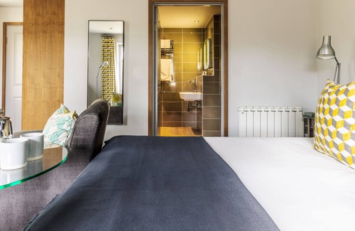 Orford Hotel | Crown and Castle