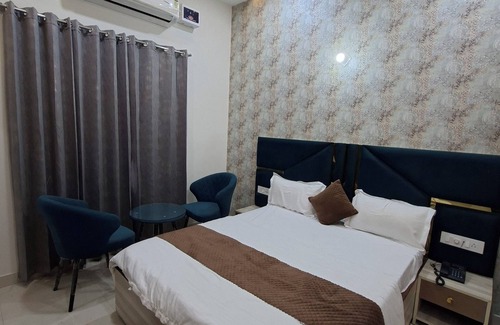 Ludhiana Hotel | Crown Classic Villa