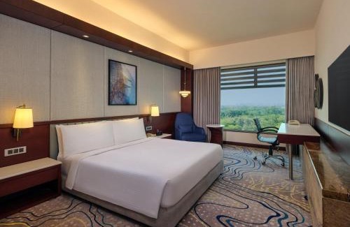 Prahlad Nagar Hotel | Crowne Plaza Ahmedabad City Centre by IHG