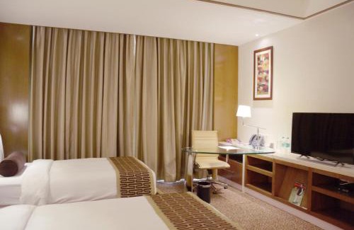 Okhla Phase I Hotel | Crowne Plaza New Delhi Okhla by IHG