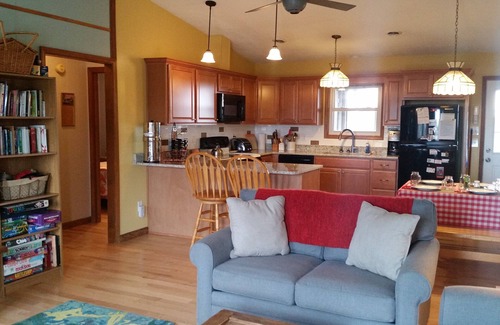 South Nags Head House | Crows nest views, porch vibes, dog-friendly house with linens + late check-out!