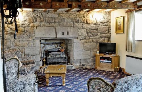 Appleby-in-Westmorland House | Cruck End - E3749