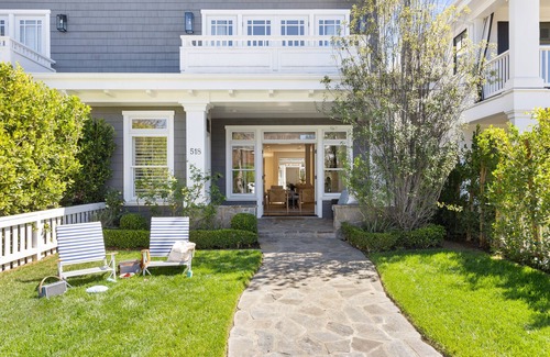 East Side Costa Mesa House | Crystal Cove by AvantStay | Gorgeous & Charming Newport Home!