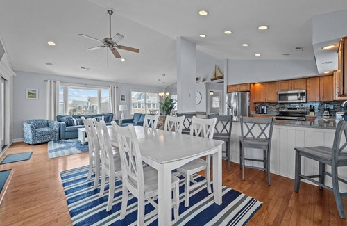 Nags Head House | Crystal Gable | Oceanfront | Nags Head | Sleeps 12