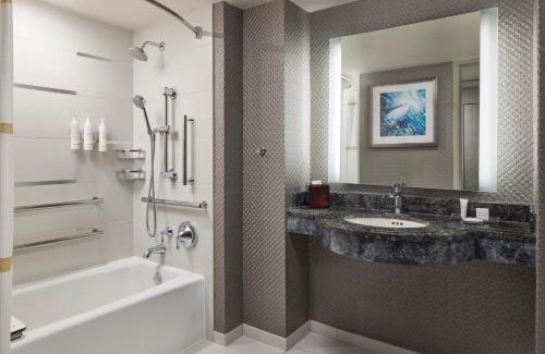 Crystal City Hotel | Crystal Gateway Marriott