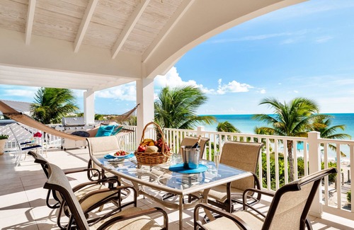 Ocean Point Villa | Crystal Sands BEACHFRONT Villa! Private pool! Best Value! Special Fall Discounts