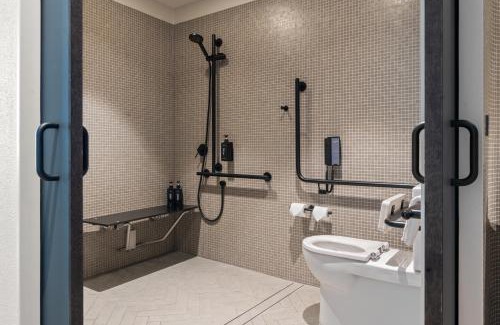 Newcastle Hotel | Crystalbrook Kingsley
