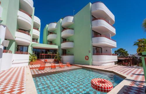 Sant Antoni de Portmany Hotel | Cubanito Ibiza