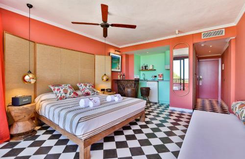 Sant Antoni de Portmany Hotel | Cubanito Ibiza