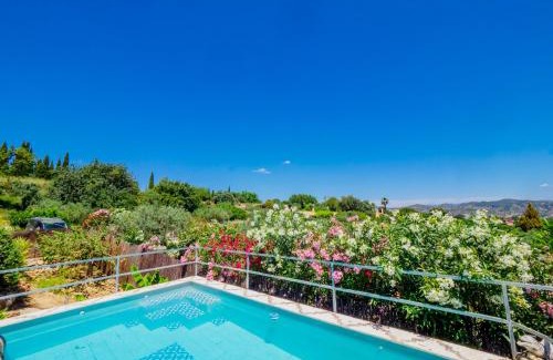 Alhaurin de la Torre House | Cubo's Casa Rural Cortijillo Las Barrancas Family