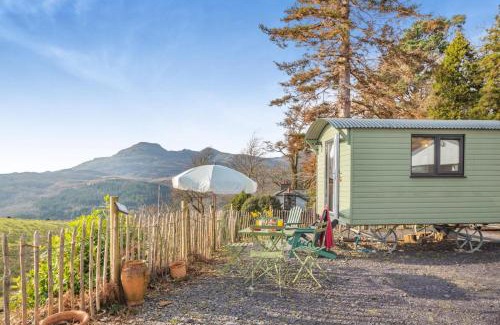 Ffestiniog House | Cuddfan Bach