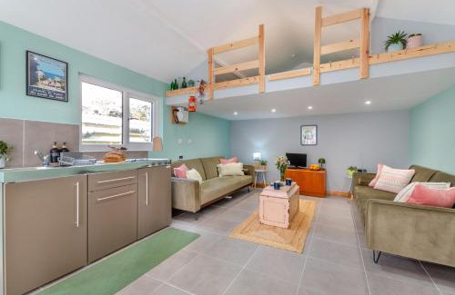 Ffestiniog House | Cuddfan Bach