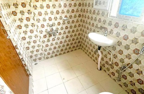Khanapara House | Cupidtrails Backpacker's Penthouse