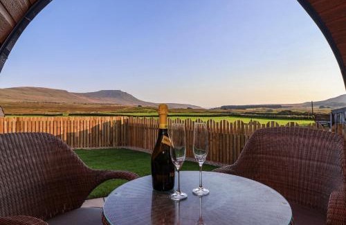 Yockenthwaite House | Curlew