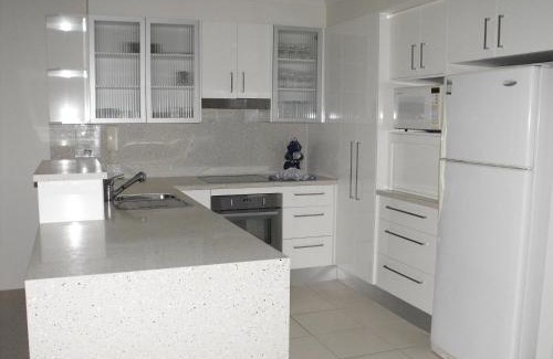 Palm Beach Apartment | Currumbin Sands On The Beach