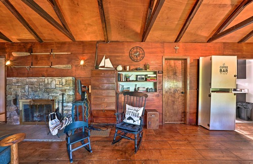 Westford Cottage | Custom-Built Lakefront Cottage w/Spacious Yard!