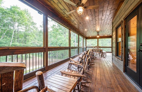 Ellijay Cabin | Custom built mountain house on trout stream with tons of privacy & hot tub.