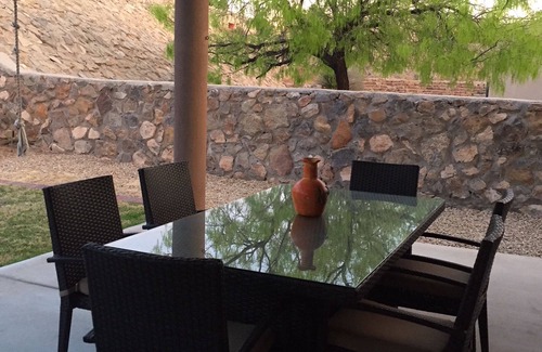 Las Cruces House | Custom Cruces Tuscan Home - Minutes to Shopping, Golf Course, Mountains and More