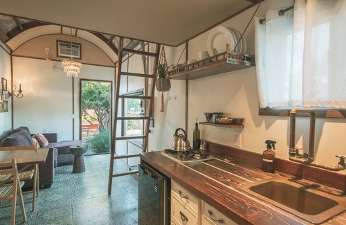 Huntington Beach House | Custom Home+Guest House, Hot Tub & Fire Pit. Bike to the Beach!