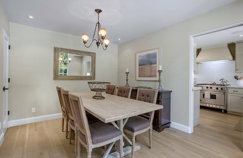 Old Palo Alto House | Custom Home minutes to Stanford University & Medical Center. Private setting!